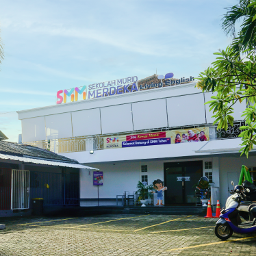Facade-Header-Tebet Jakarta Selatan